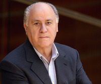 Amancio Ortega ascende ao décimo lugar no listado dos máis ricos